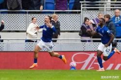 雷速体育官方-墨西哥翻盘切尔西，格拉利什送出助攻的简单介绍