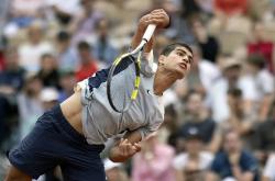 雷速体育电脑版官网-法国网球队碾压英国网球队，阿尔卡拉斯制霸全场的简单介绍