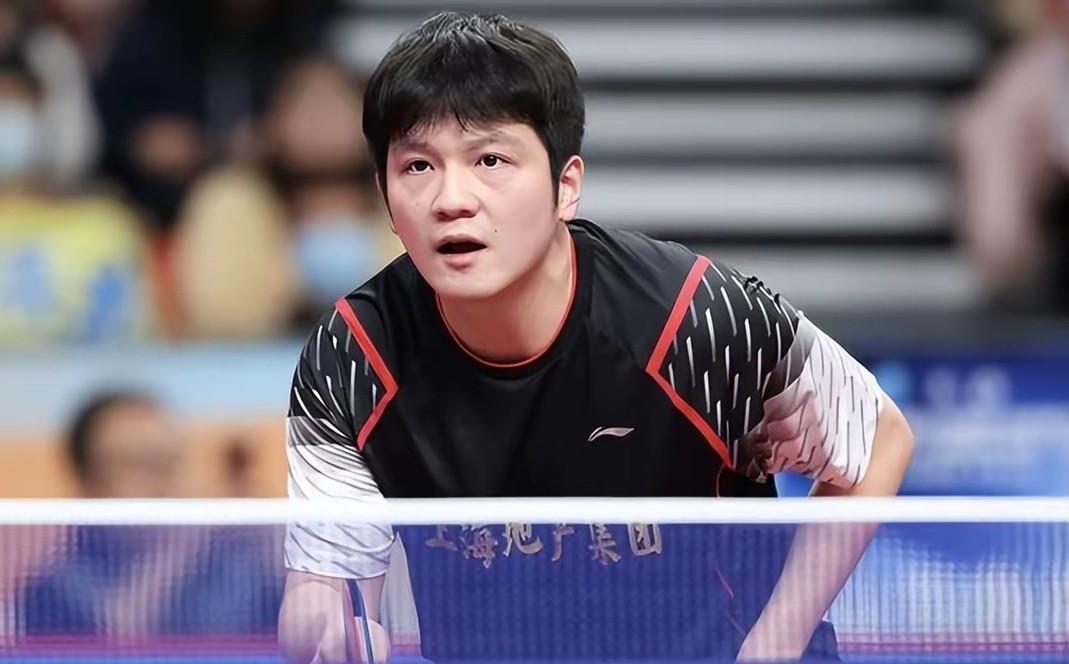 排球明星刘国梁将伤退的简单介绍 排球明星刘国梁将伤退的简单介绍