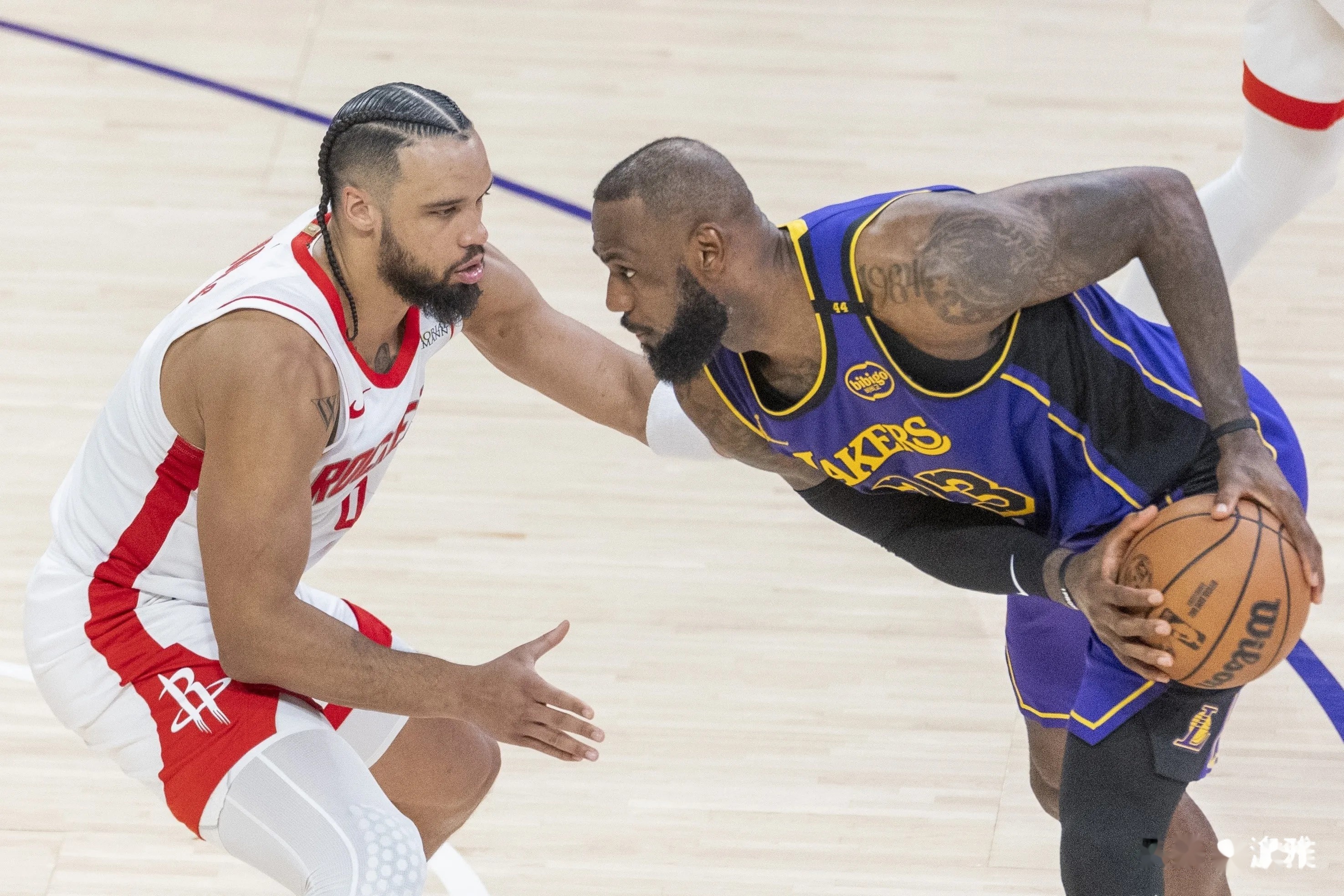 雄鹿主场战胜森林狼,保持不败势头的简单介绍 雄鹿主场战胜森林狼,保持不败势头的简单介绍